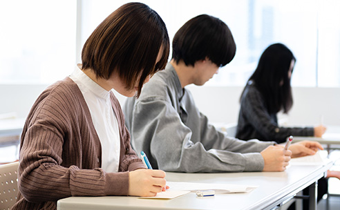 "解く力"を育てる
自己学習時間